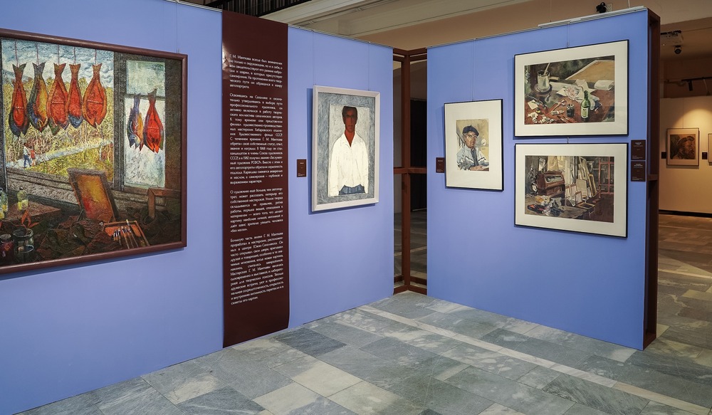 Творчество Гиви Манткавы представили на выставке «Искусство – человек» в художественном музее